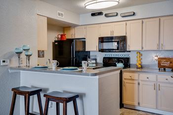 Kitchen with Breakfast Bar
